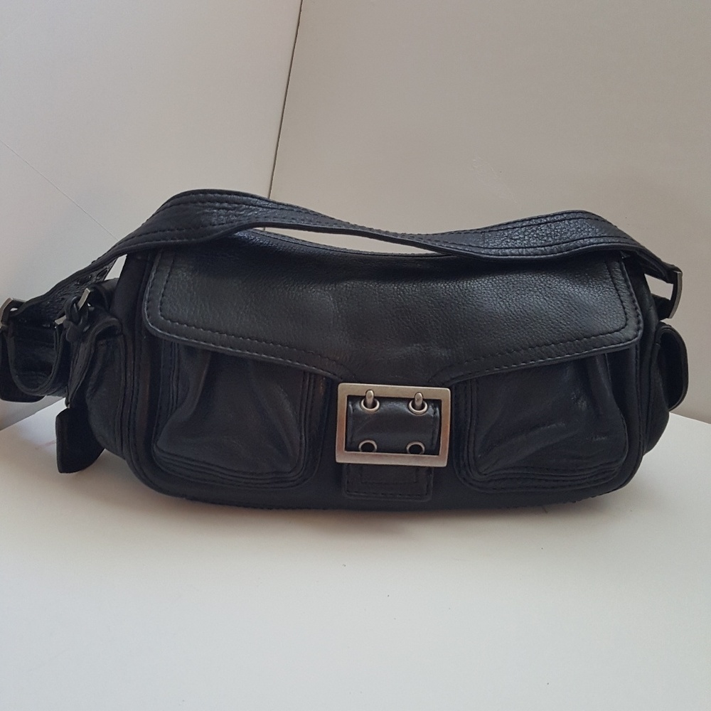 BANANA Republic bag.